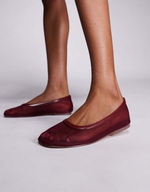 Simmi London Luanne mesh ballerina flats in burgundy-Red