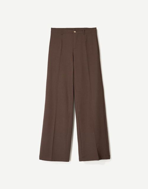 Wide leg trousers in brown
