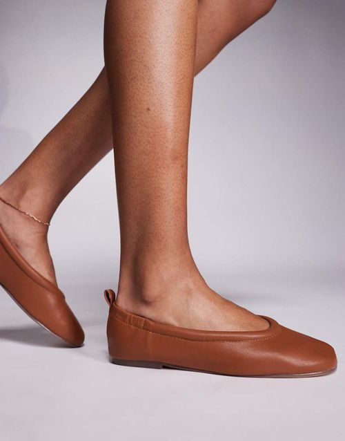 Simmi London Leesa ballerina flats in tan-Brown