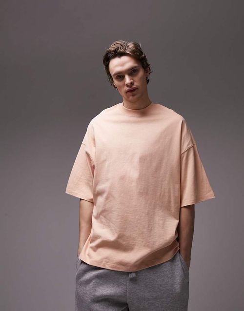 Extreme oversized t-shirt in apricot-Orange