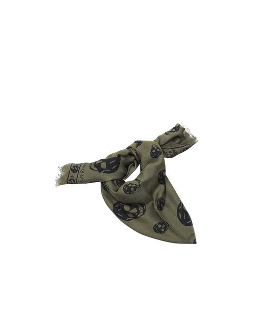 Skull Printed Frayed-Edge Scarf