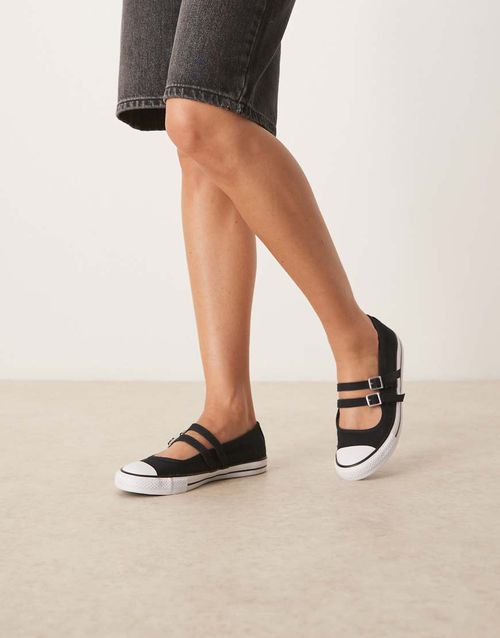 Chuck Taylor All Star Dainty Mary Jane ballet flats in black