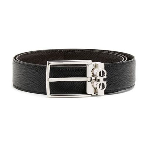 Reversible belt
