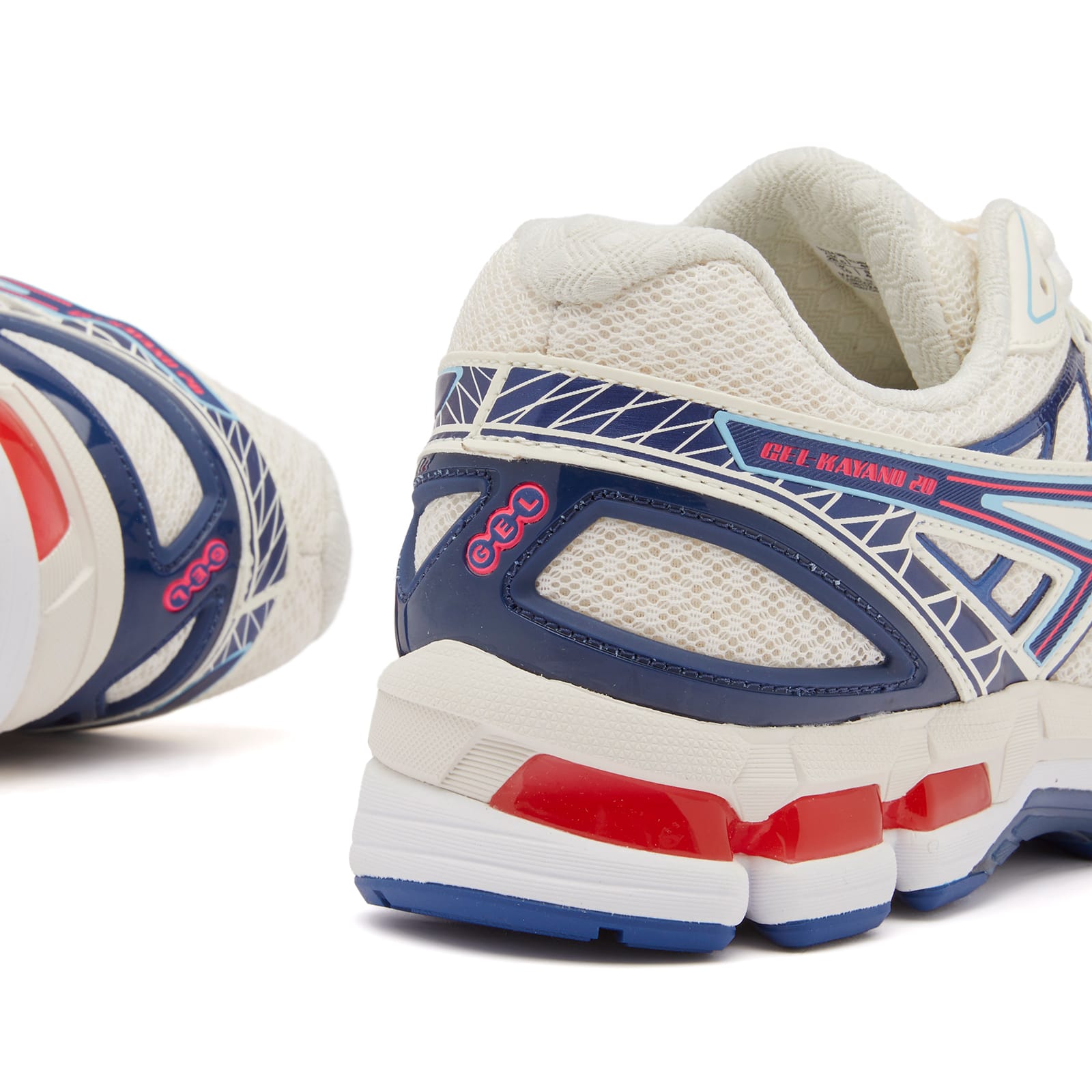 Gel-Kayano 20 in Cream/Deep Marine