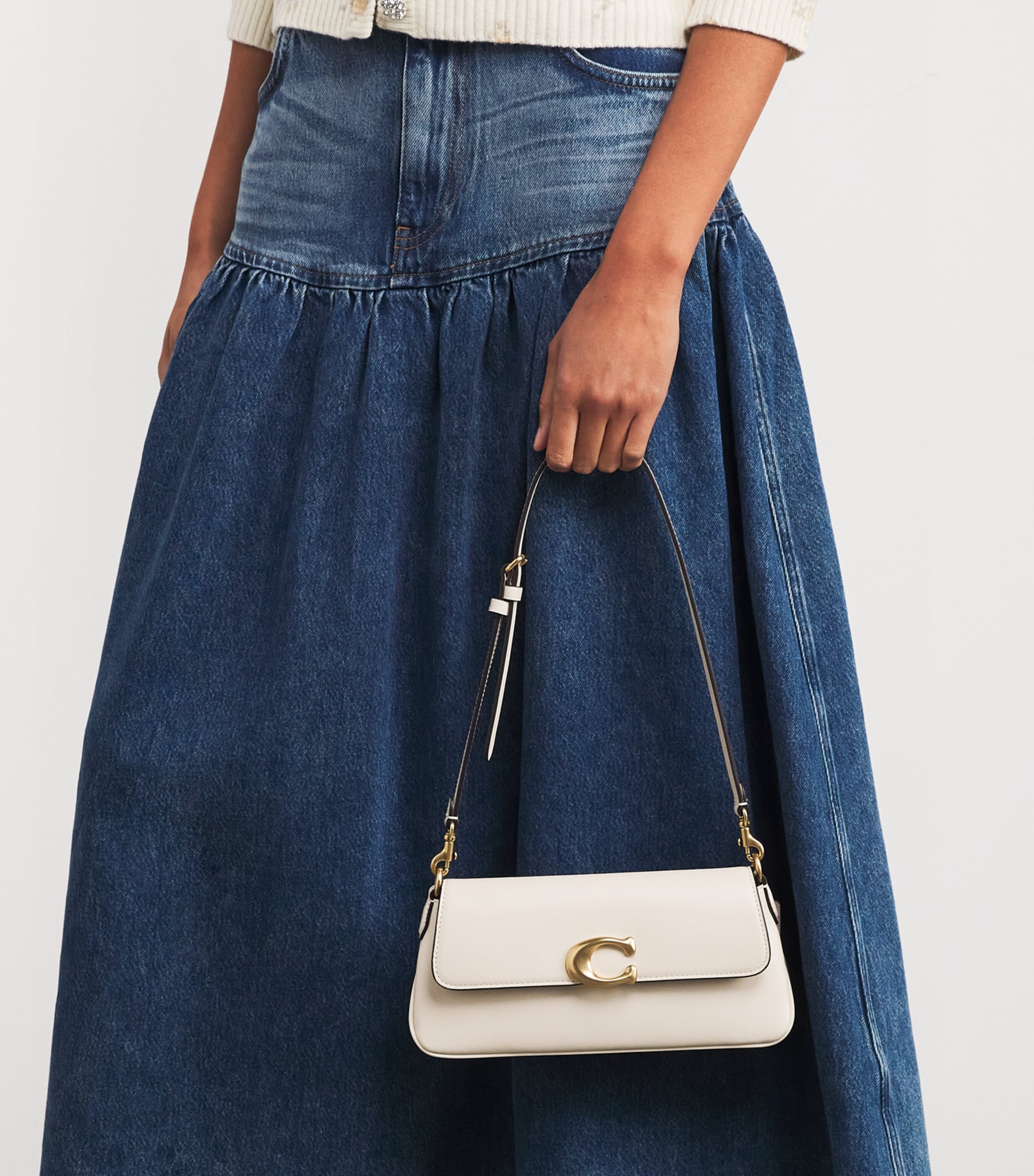 Calf Leather Jet Shoulder Bag