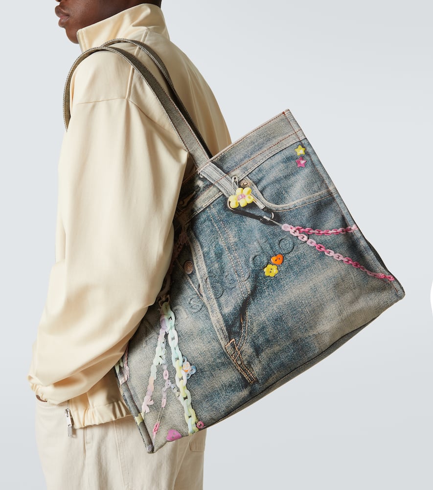 Trompe l'oeil canvas tote bag