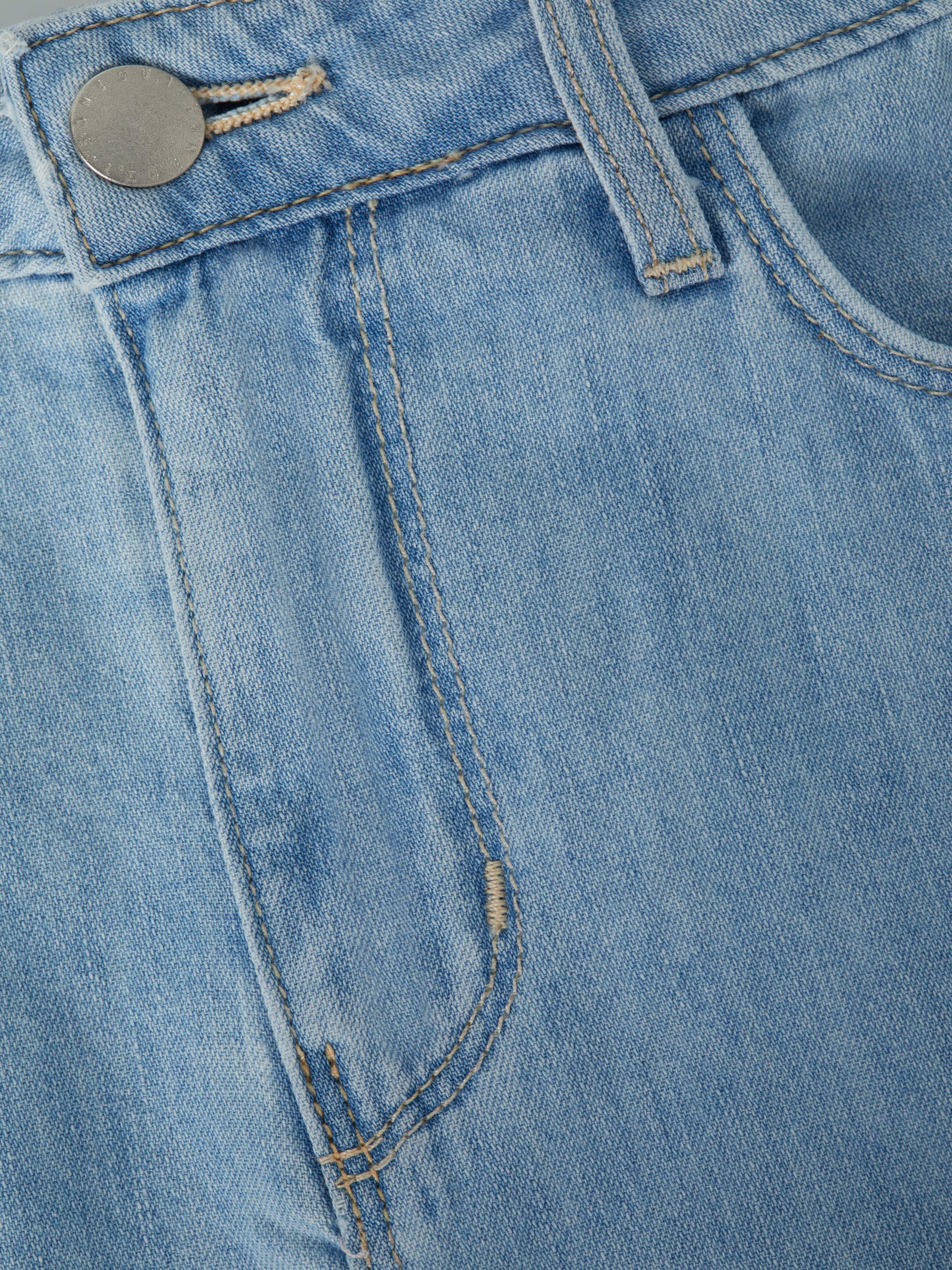 Gina Jean Short In Dakota