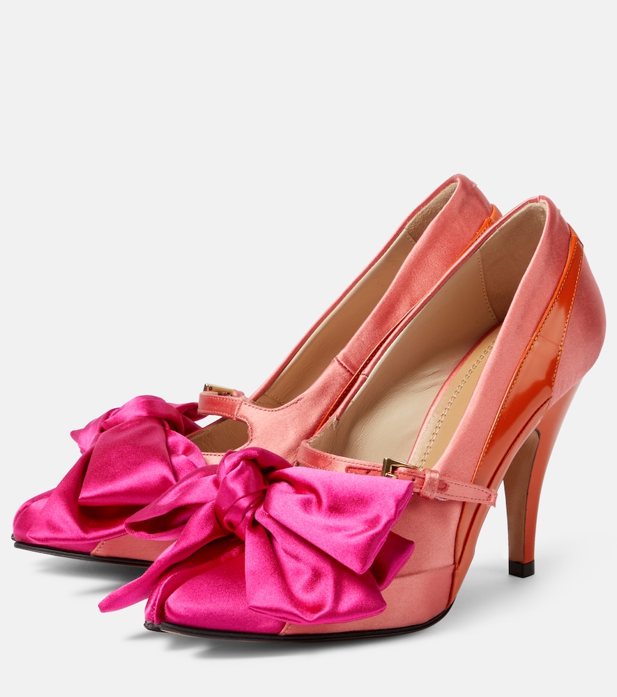 Tabi Monster satin bow 110 pumps