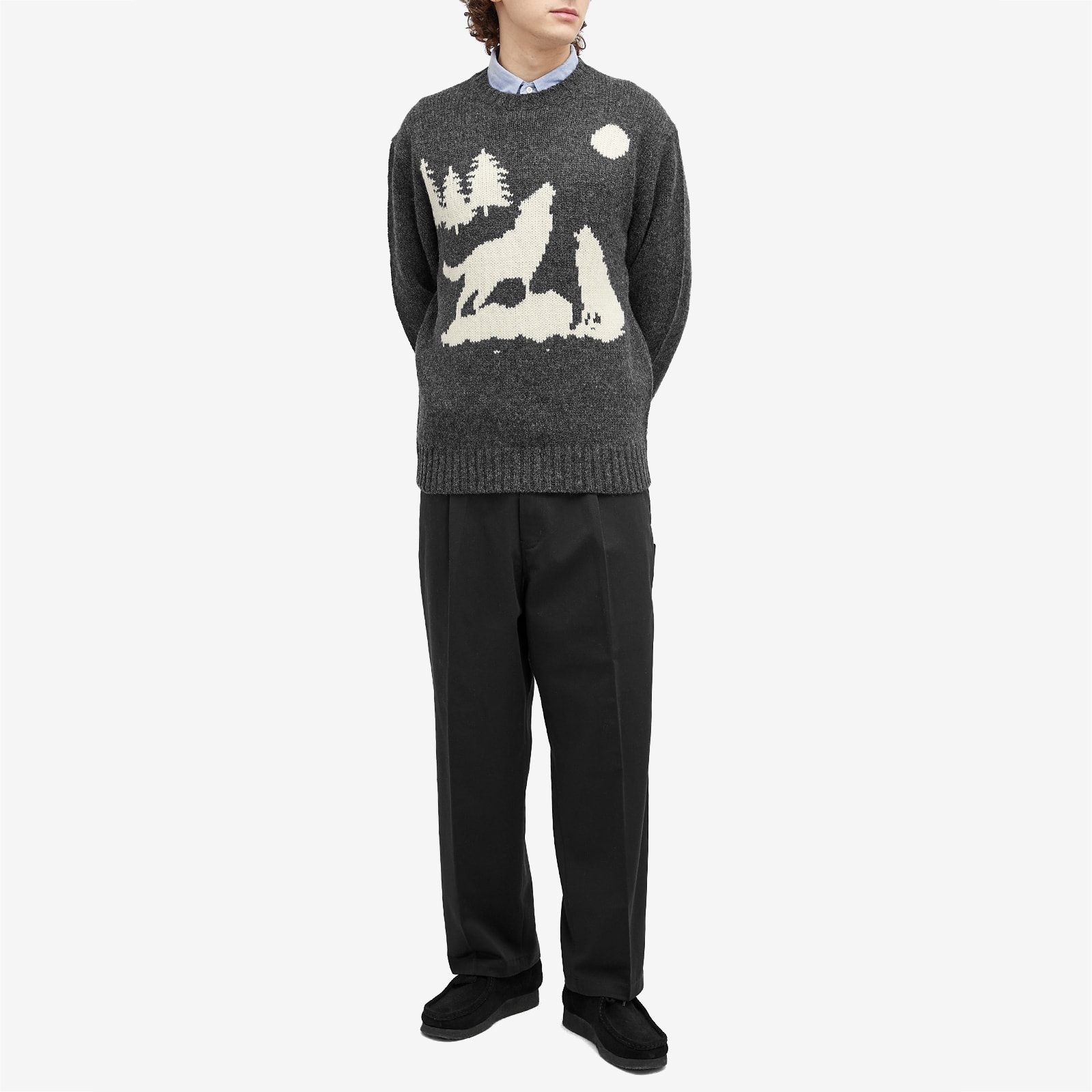 Men's Intarsia Wolf Jumper in Charcoal
