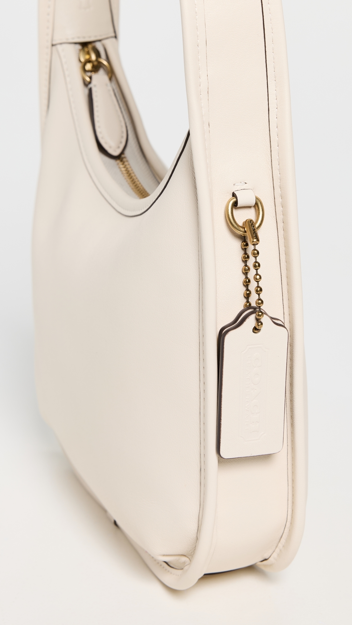 Coach Glovetanned Leather Curve Zip Bag B4/CHALK One Size