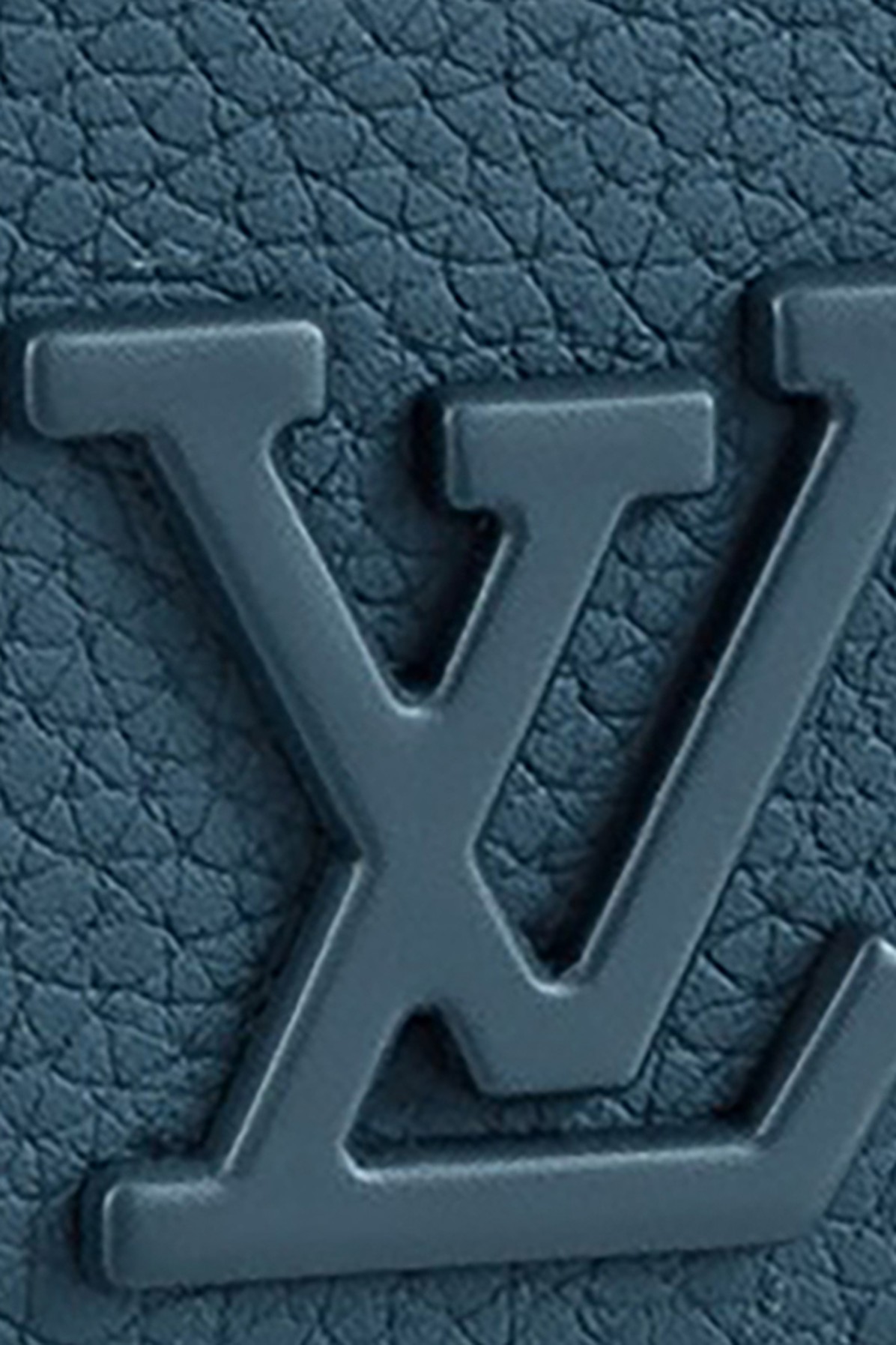 Louis Vuitton Pocket Organizer - Realry: Your Fashion Search Engine