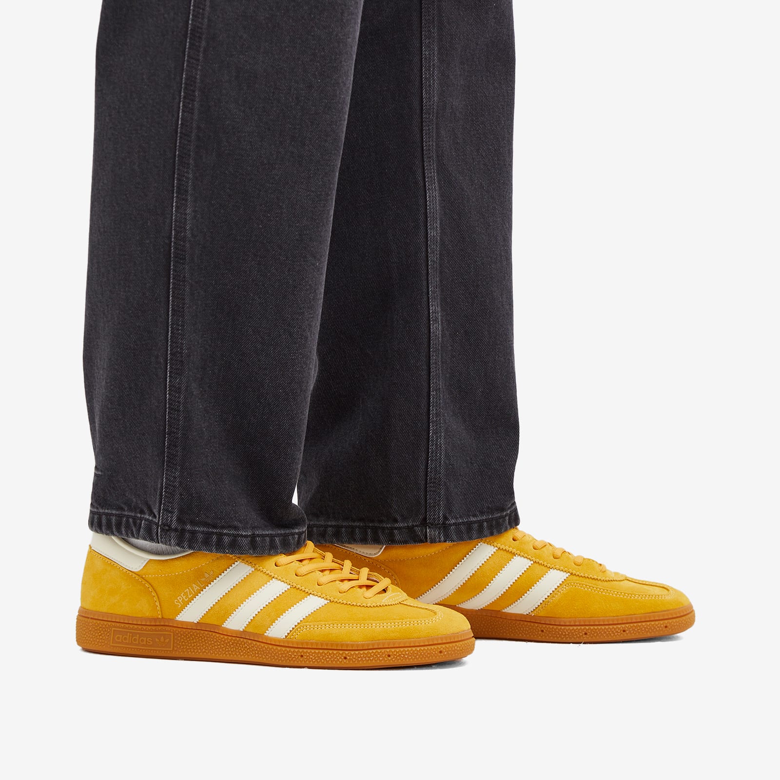 Handball Spezial in Preloved Yellow/Cream White
