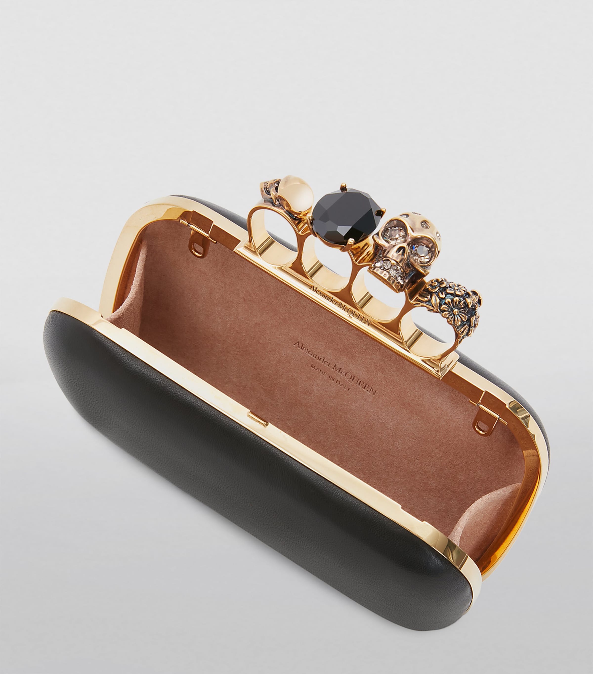 Skull Four-Ring Clutch Bag