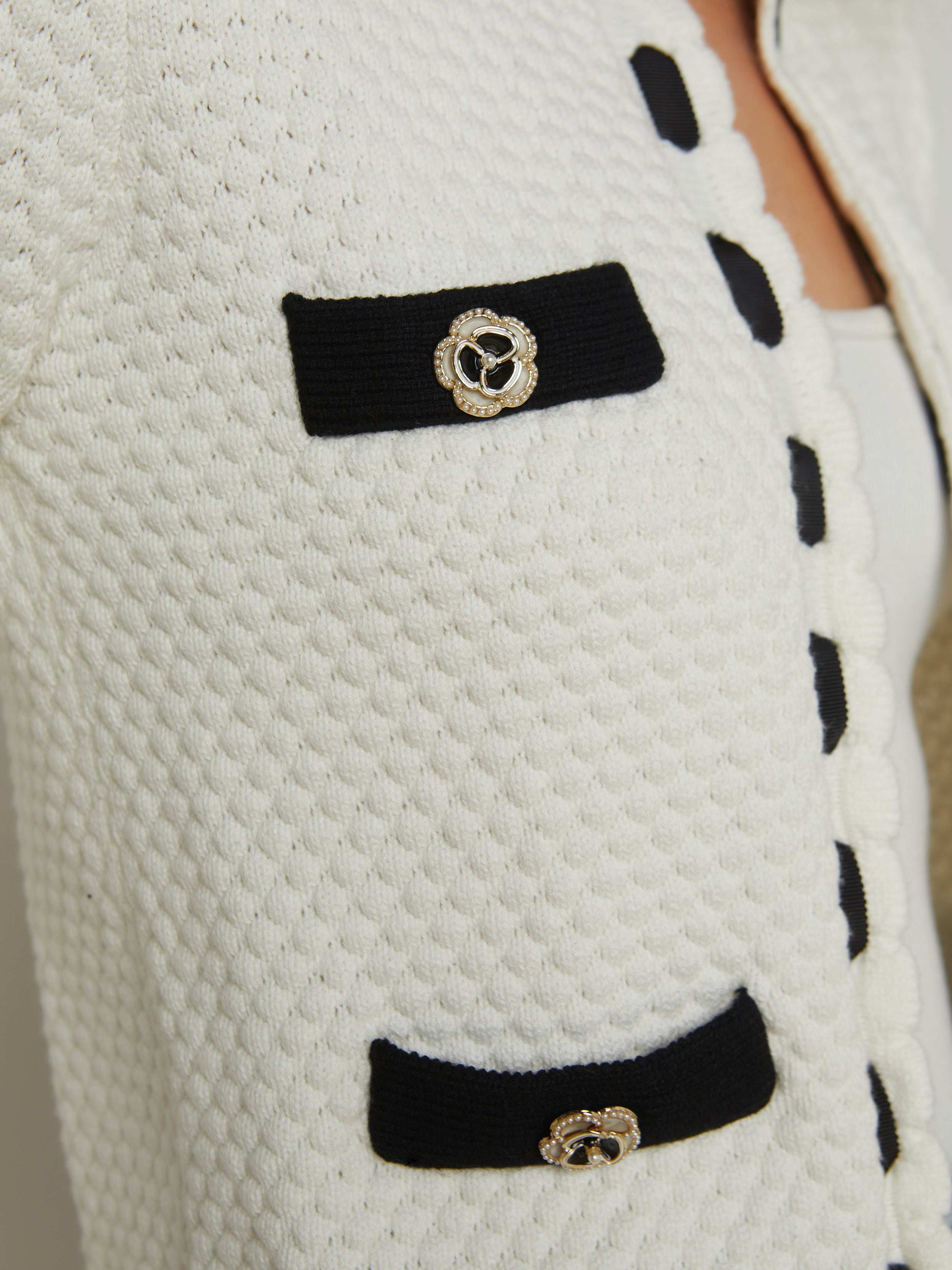 Astor Cardigan In Ivory/black