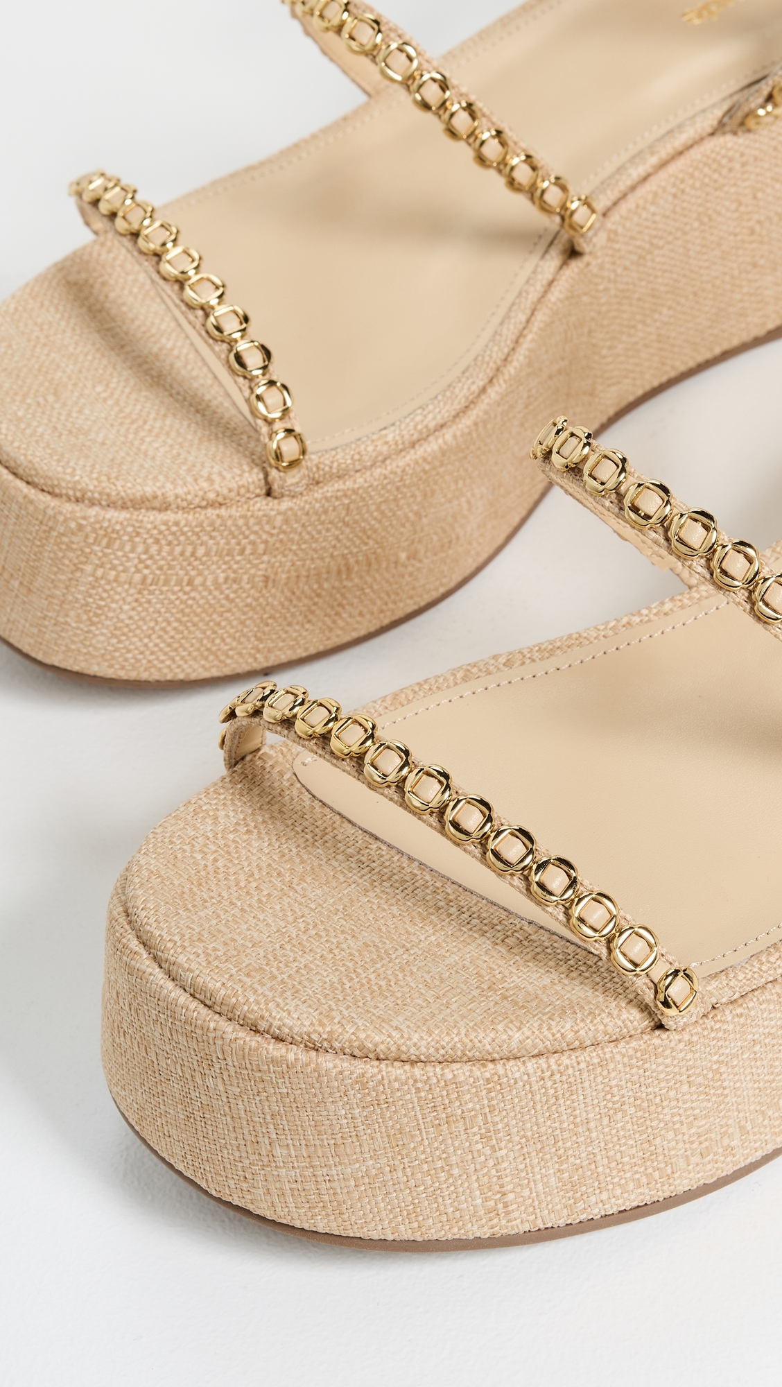 Gio Milanina Flatform Sandals Beige