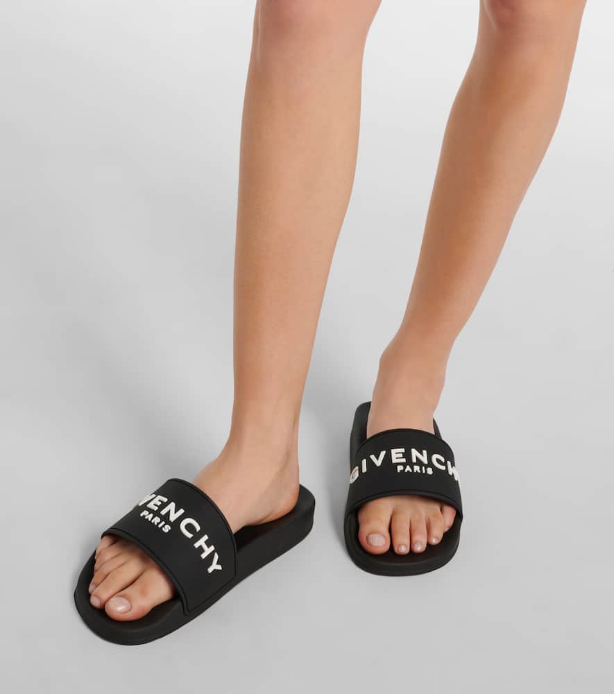 Logo slides