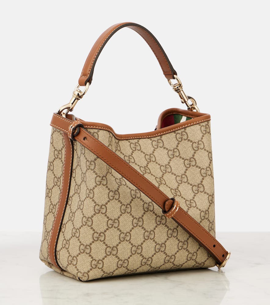 GG Emblem Small bucket bag