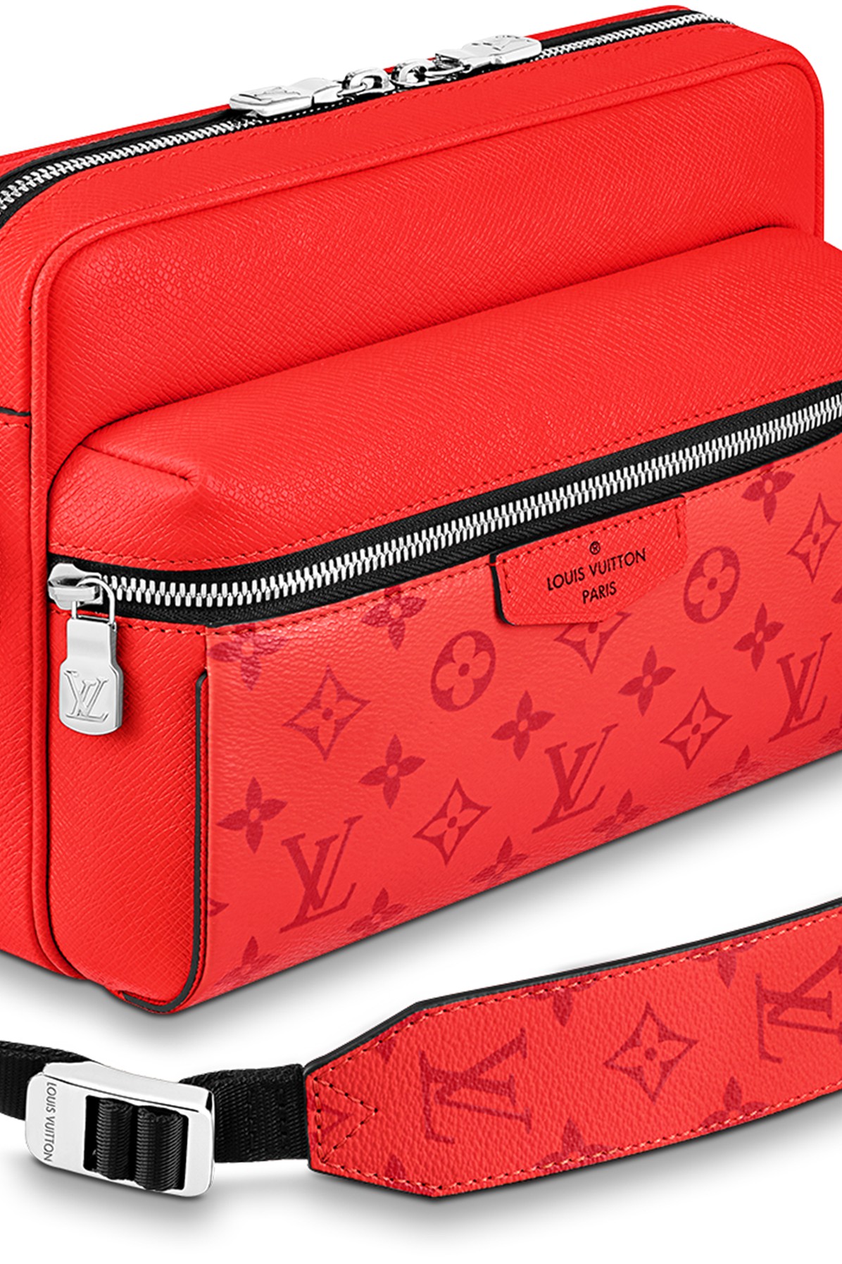 Louis Vuitton Outdoor Pouch - Realry: A global fashion sites aggregator