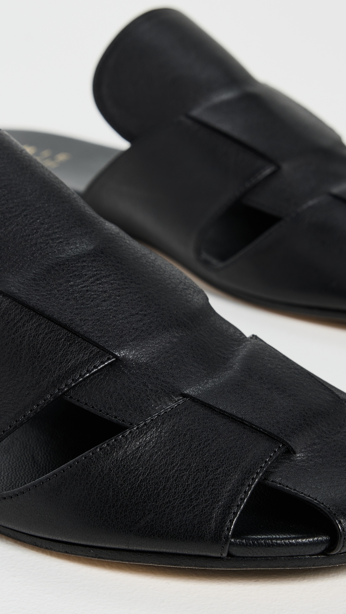 The Fisherman Slides Black