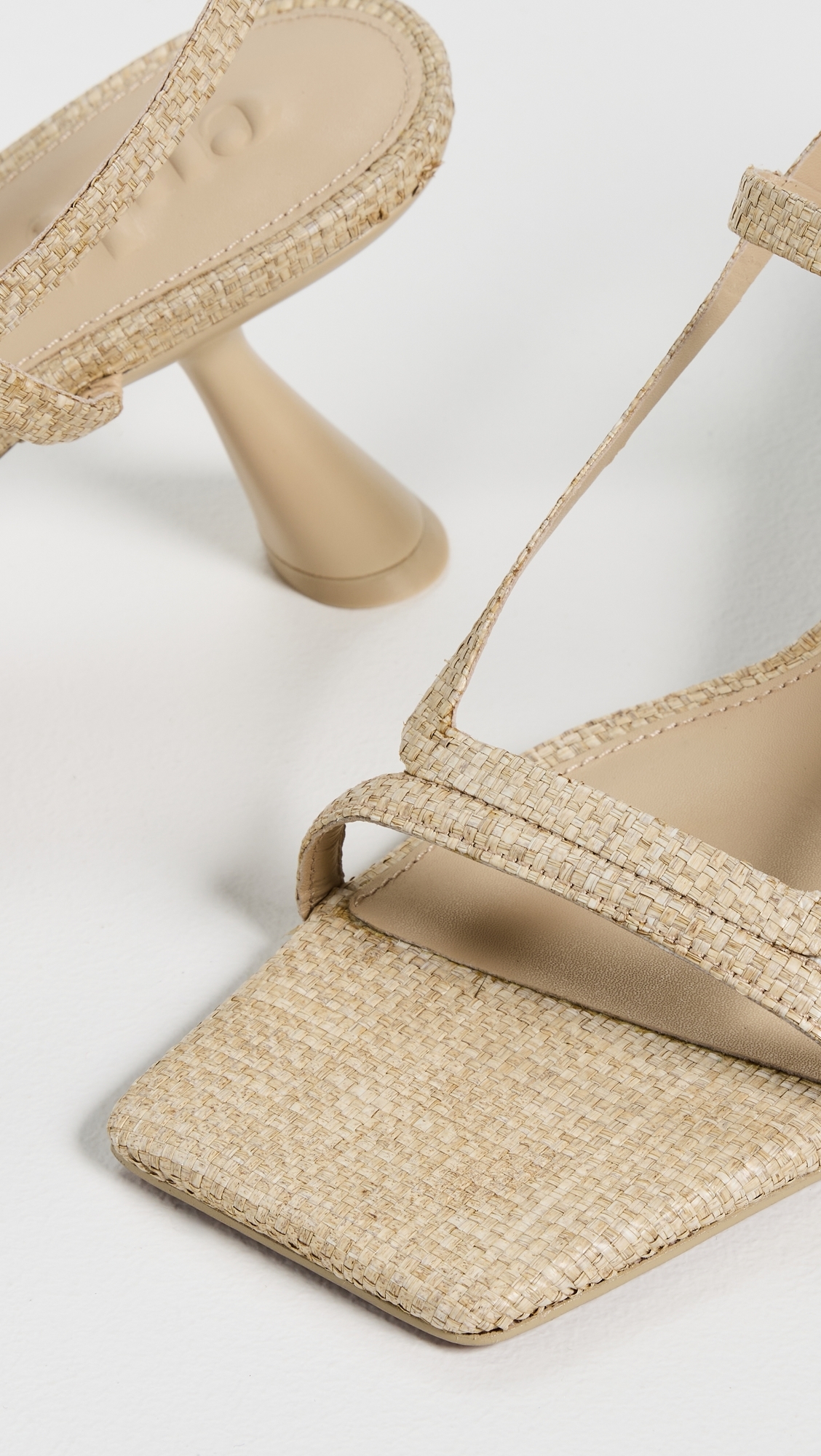 Reina Sandals Natural