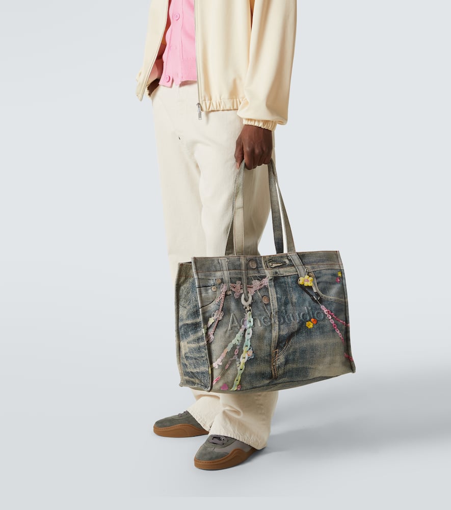 Trompe l'oeil canvas tote bag