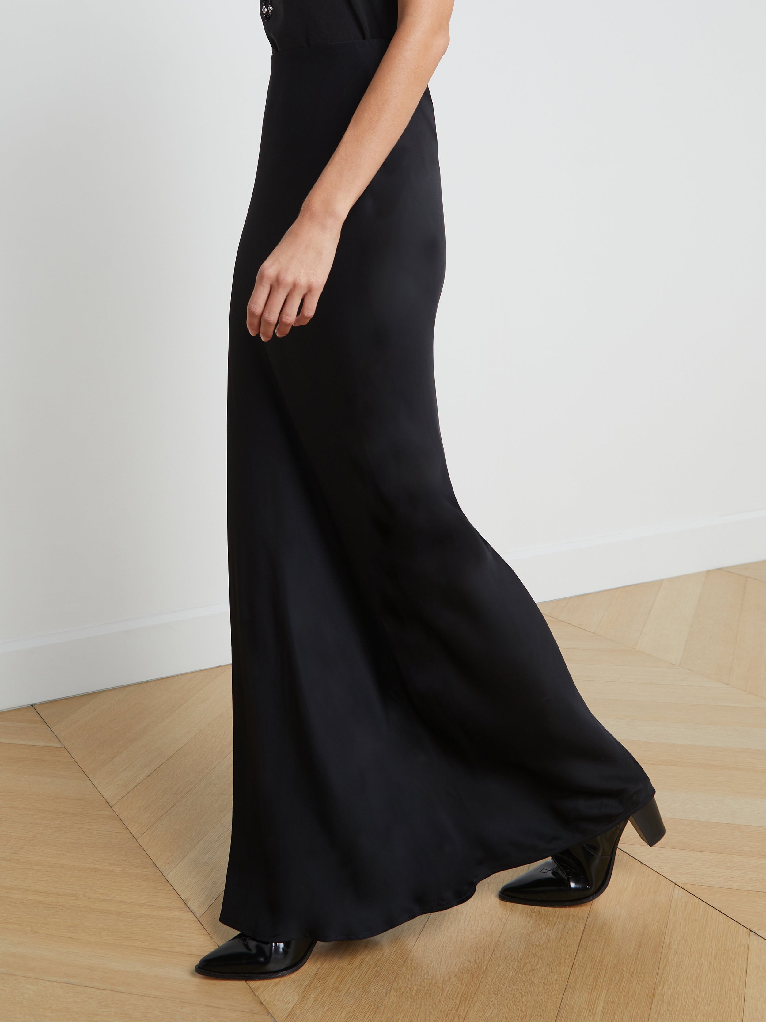 Zeta Satin Maxi Skirt In Black