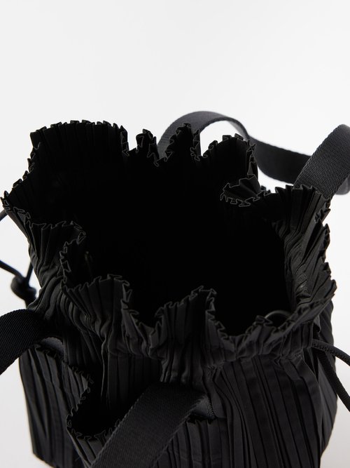 Pleats Please Issey Miyake Technical-pleated tote bag - Realry: A
