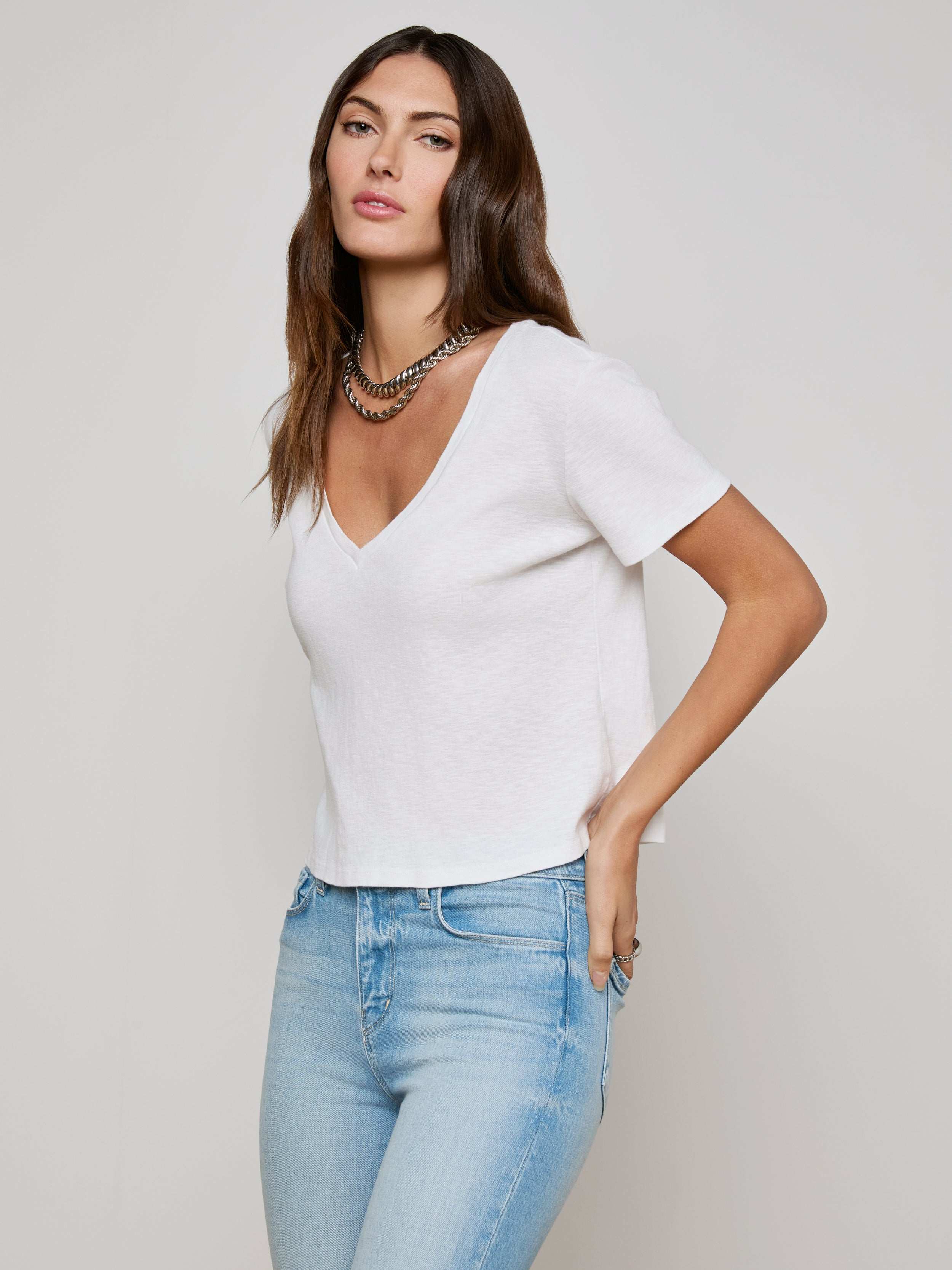 Carly V-Neck T-Shirt In White