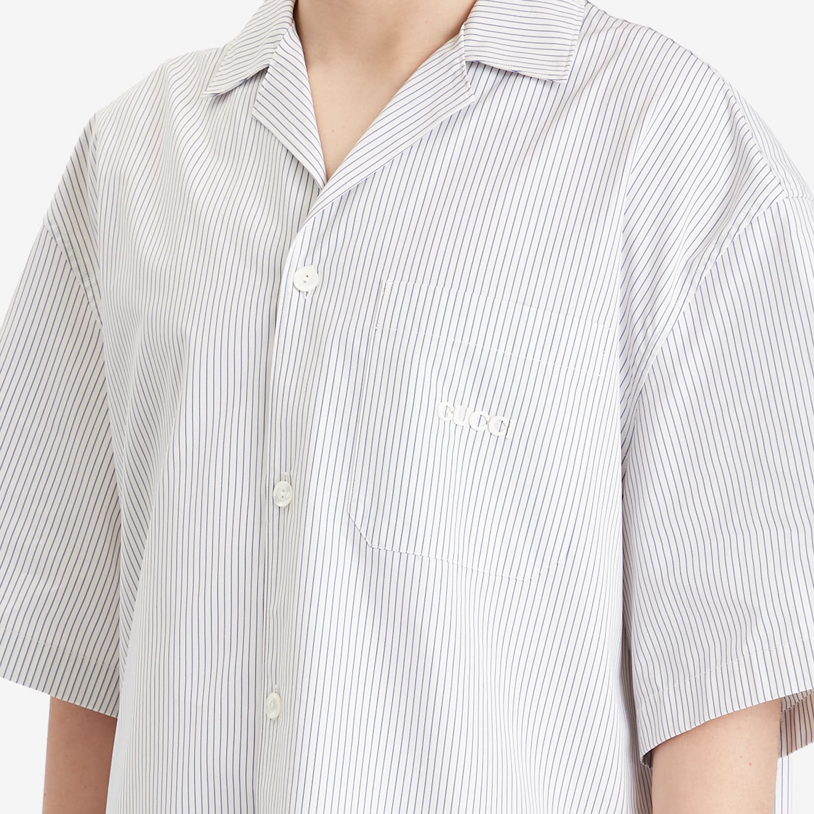 Men's Fine Stripe Cotton Short Sleeve Shirt in White/Azure