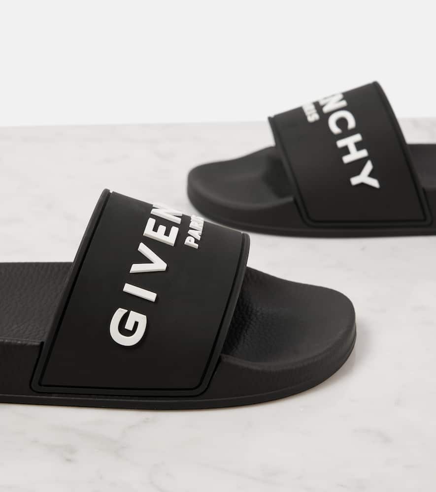 Logo slides