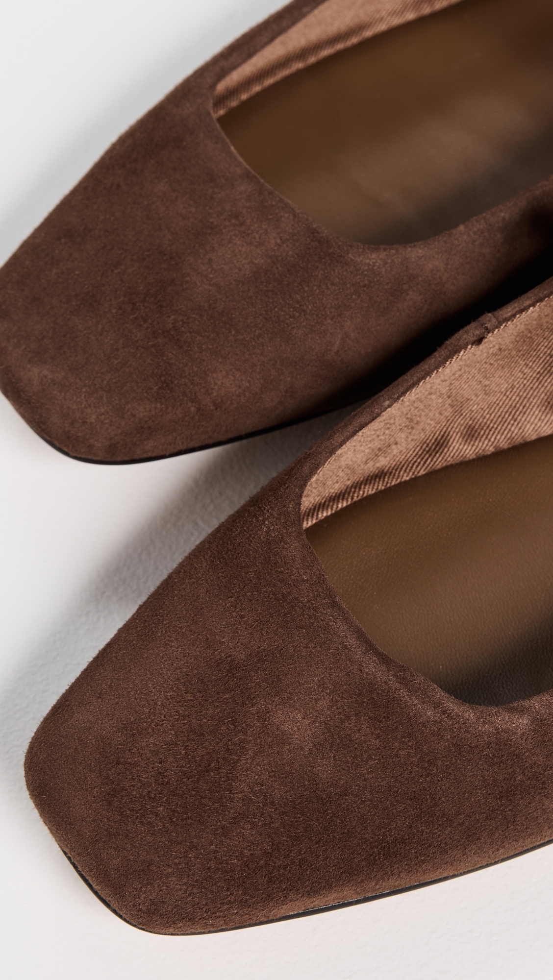 Reyes Flats Dk Brown Suede